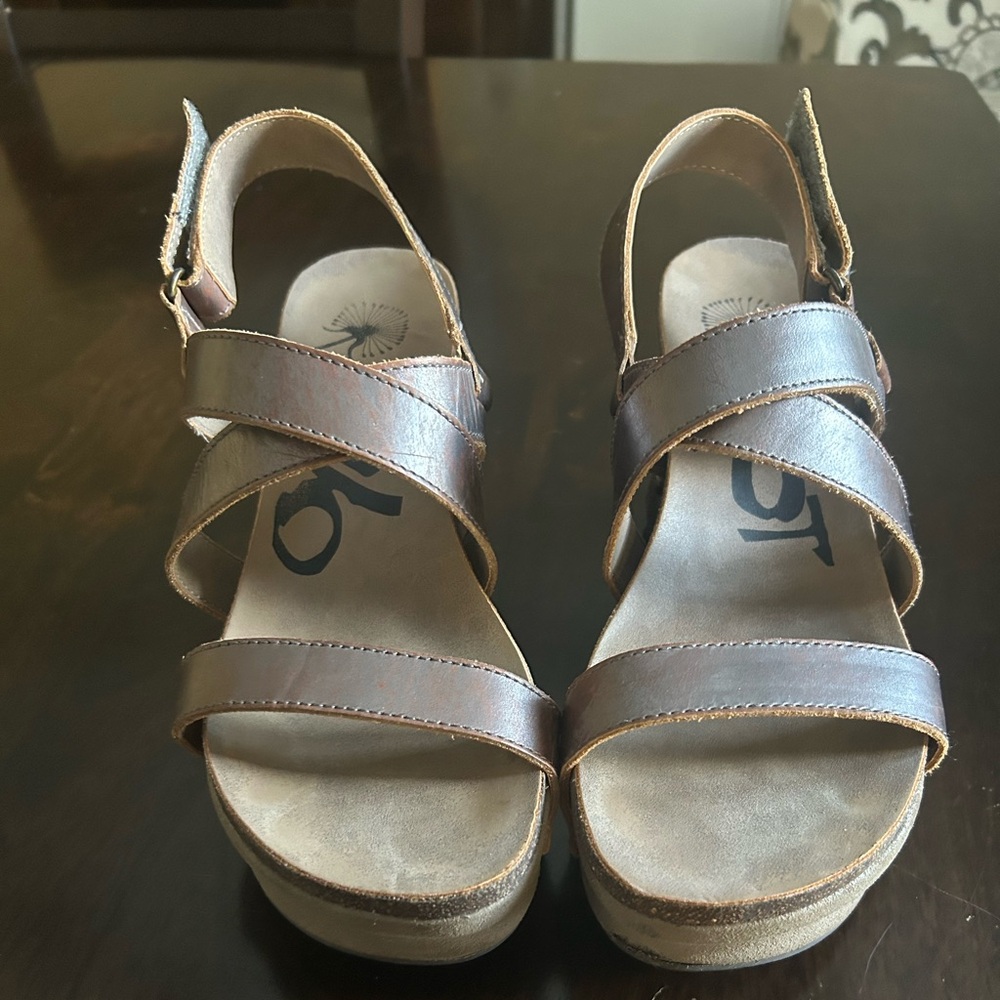 Brown Leather Women's Sandals